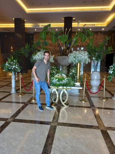 تالار پذیرایی لوتوس