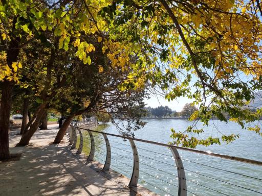 عکس دریاچه کیو