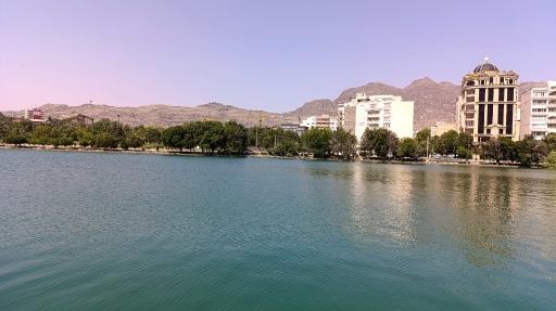 عکس دریاچه کیو