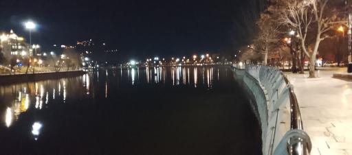 عکس دریاچه کیو