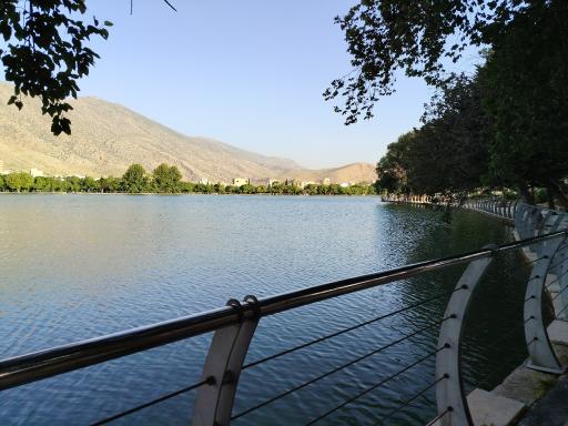 عکس دریاچه کیو