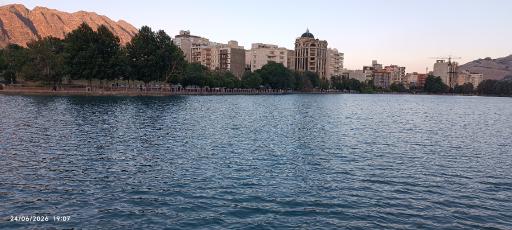 عکس دریاچه کیو