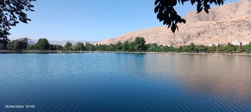 عکس دریاچه کیو
