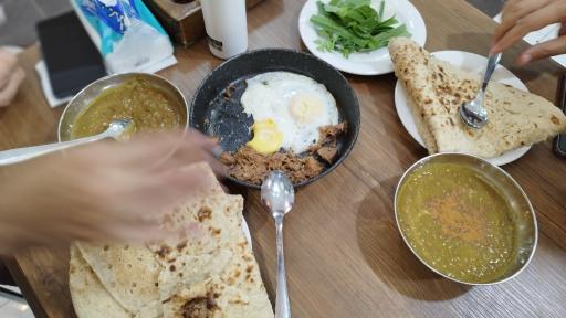 عکس کافه عدسی پناهنده شعبه قیام