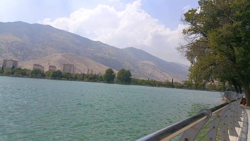 عکس دریاچه کیو