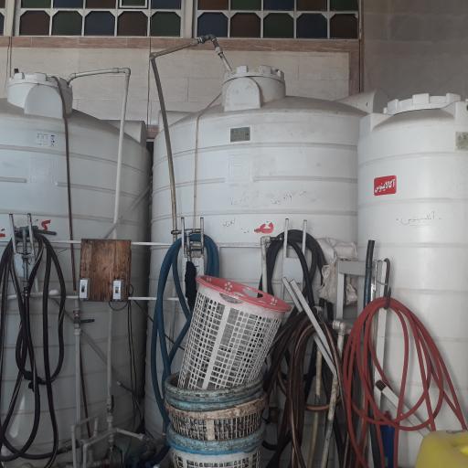 عکس کارگاه تولیدی عرقیجات سنتی قوام