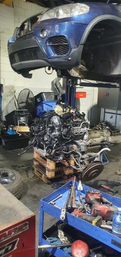 عکس تعمیرگاه تخصصی زویدات