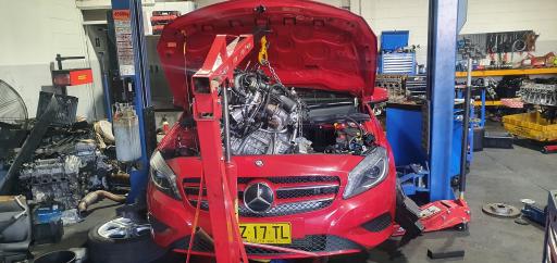 عکس تعمیرگاه تخصصی زویدات