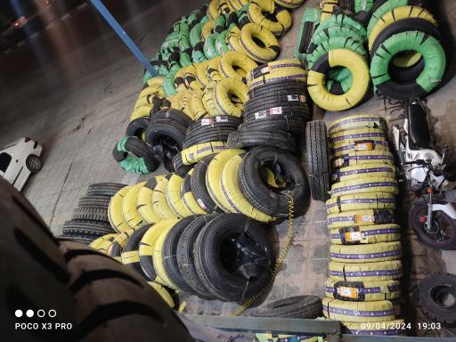 عکس جهان لاستیک گلابی