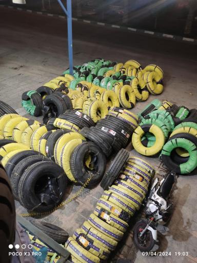 عکس جهان لاستیک گلابی