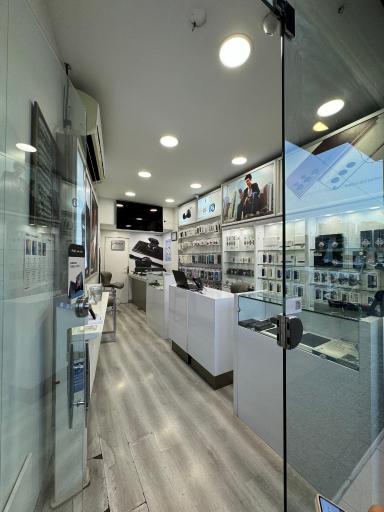 عکس نمایندگی موبایل سامسونگ (چشم انداز)