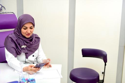 عکس دکتر هدی عین اللهی متخصص پوست