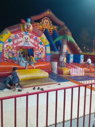 عکس شهربازی رنگارنگ