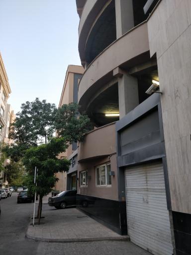 عکس پارکینگ طبقاتی سلمان