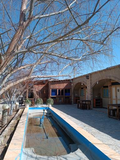 اقامتگاه بومگردی کلبه باغ