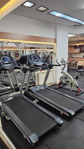 عکس حرکات اصلاحی حسین چمنی