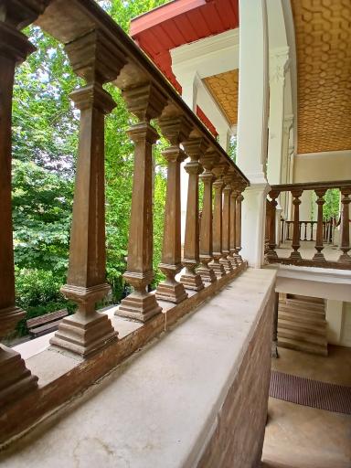 عکس موزه خط و کتابت میرعماد