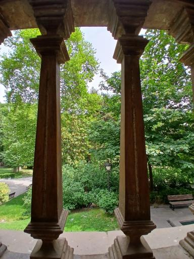 عکس موزه خط و کتابت میرعماد