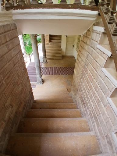 عکس موزه خط و کتابت میرعماد