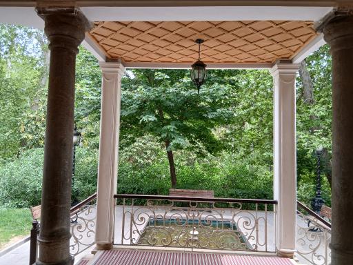 عکس موزه خط و کتابت میرعماد