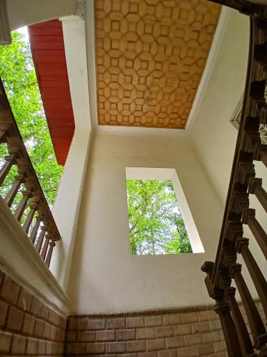 عکس موزه خط و کتابت میرعماد