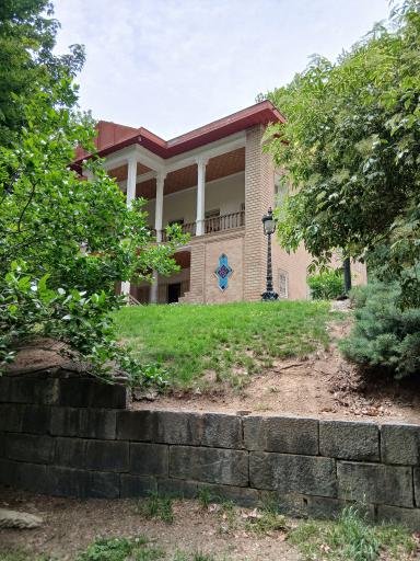 عکس موزه خط و کتابت میرعماد