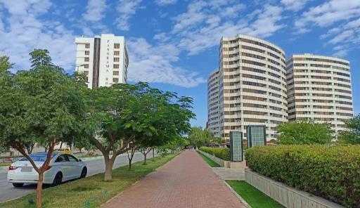 عکس برج مسکونی دیپلمات