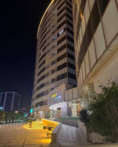 عکس برج مسکونی دیپلمات