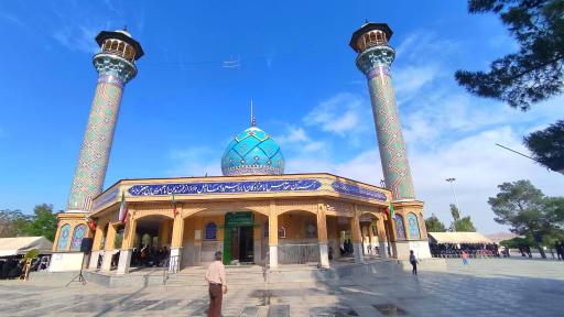 عکس آرامستان قلعه شیخ