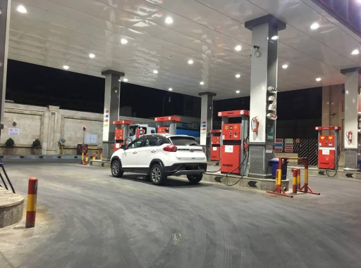 عکس پمپ بنزین سبلان چشمه