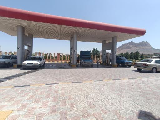 عکس پمپ گاز سی ان جی کمربندی شرق اصفهان