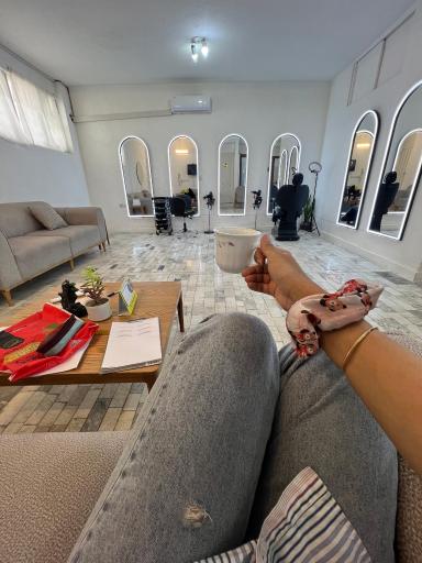 عکس آموزشگاه تخصصی مراقبت زیبایی اسماء عباسیان