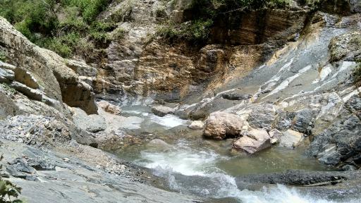 عکس آبشار قره‌ سو