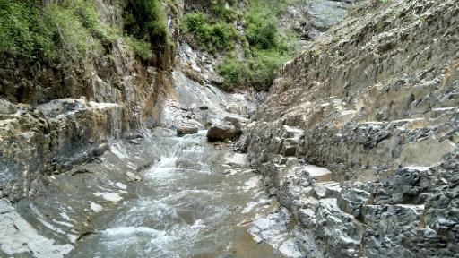 عکس آبشار قره‌ سو