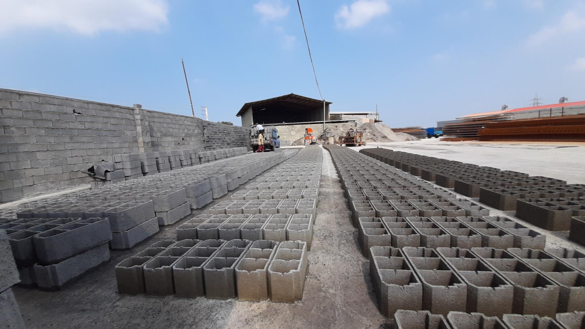 عکس تولیدی مصنوعات بتنی میرتبار