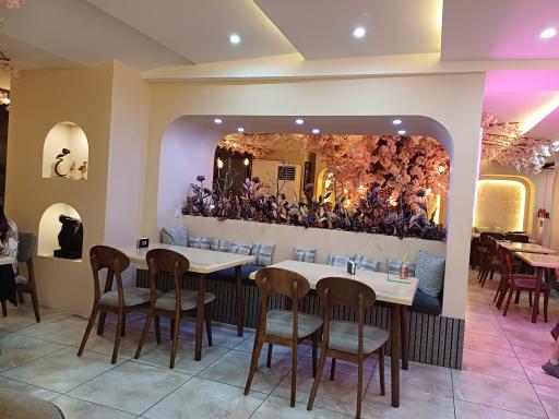 عکس کافه رستوران ازمیر