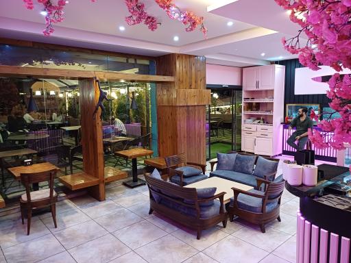 عکس کافه رستوران ازمیر