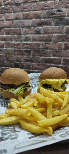 عکس فست فود احمدی پلاس 