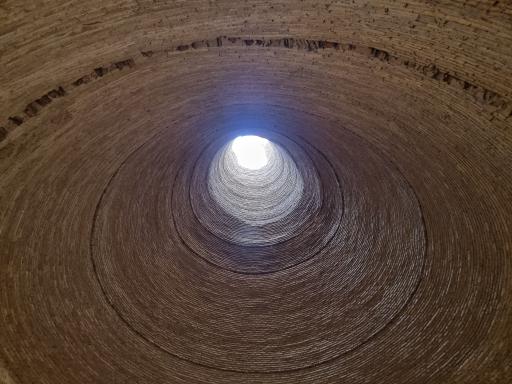 عکس یخچال خشتی ابرکوه