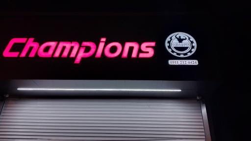 عکس باشگاه بدنسازی چمپیونز