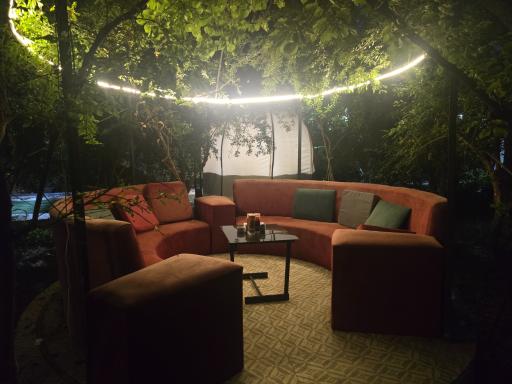 عکس رستوران گاردن تایم