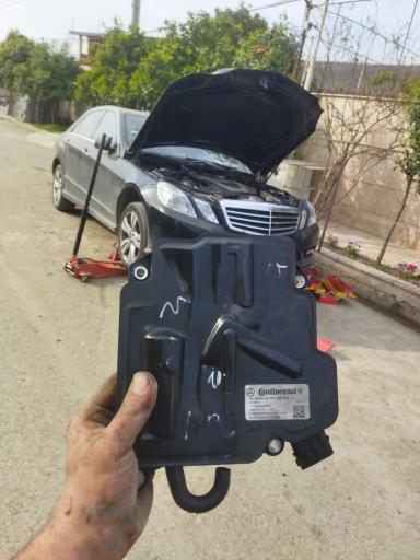 عکس تعمیرگاه خودروهای مدرن ورامینی