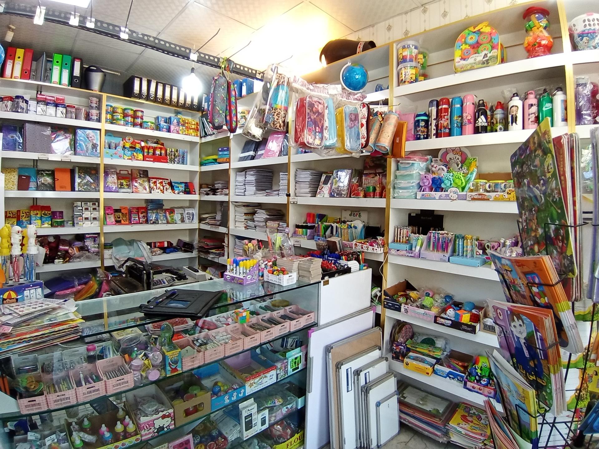 عکس لوازم‌التحریر پرواز