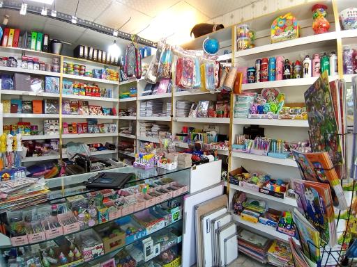 عکس لوازم‌التحریر پرواز