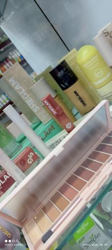 گالری لوازم آرایشی الماس