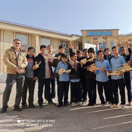 عکس مدرسه تیزهوشان شهید دستغیب 