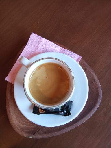 عکس کافی شاپ لبخند