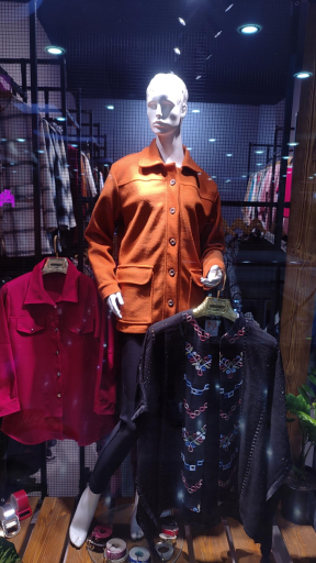 عکس پوشاک بانوان ایراندخت