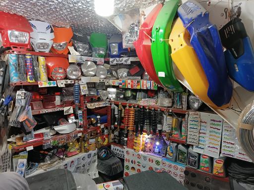 عکس لوازم موتور سیکلت دارچه