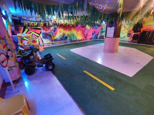 عکس خانه بازی شاپرک